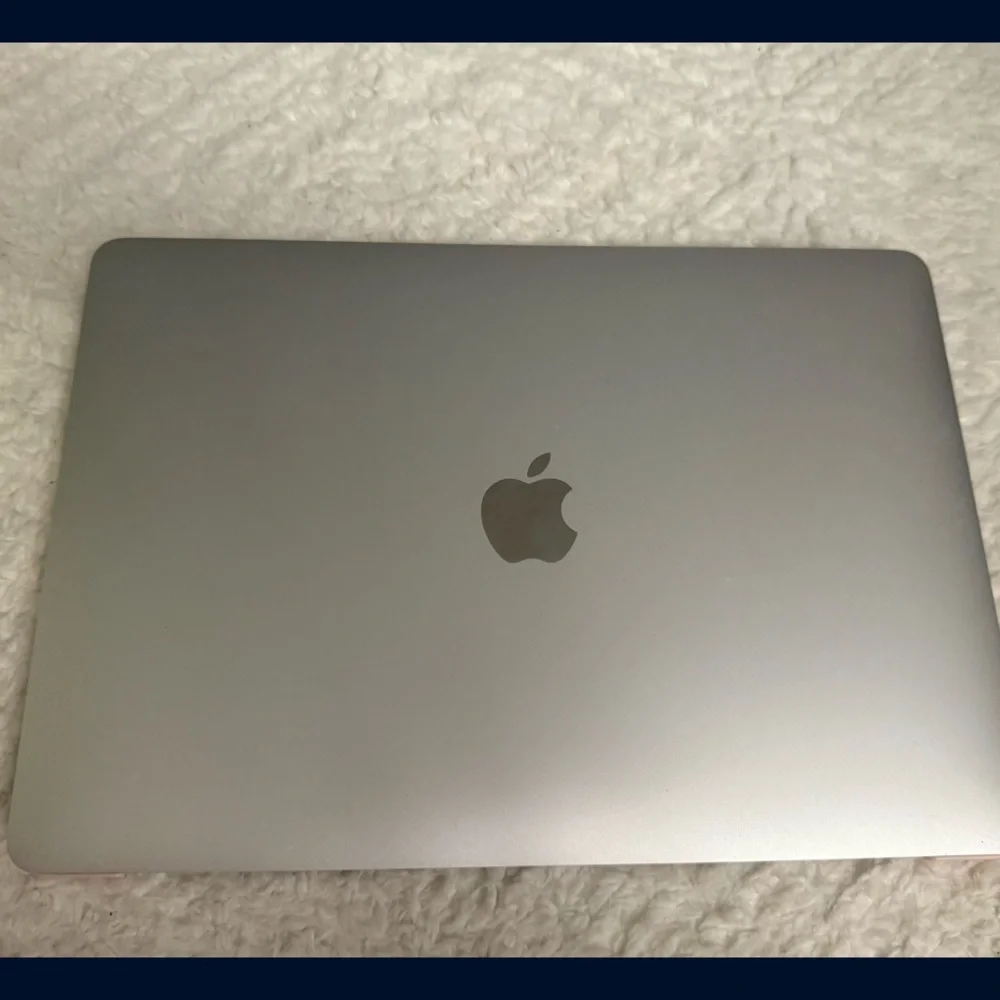Apple MacBook - Sleek Silver Finish